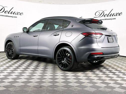 Grigio Metallic 2021 Maserati Levante GTS