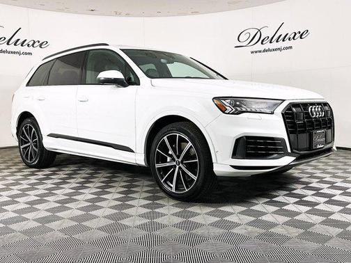 2023 Audi Q7 55 Premium Plus