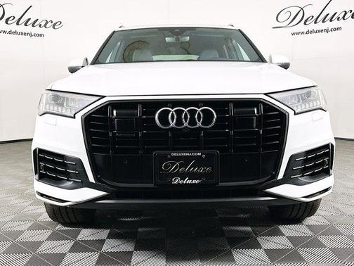 2023 Audi Q7 55 Premium Plus