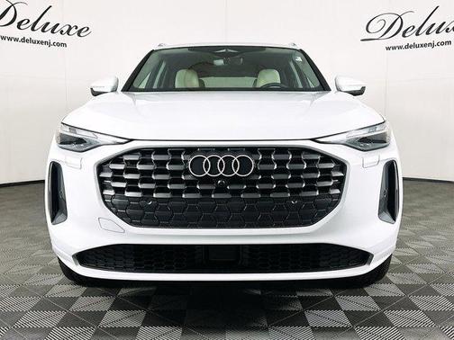 2025 Audi Q5 Premium