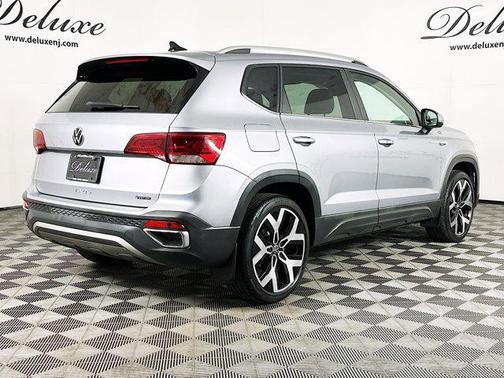 2022 Volkswagen Taos SEL