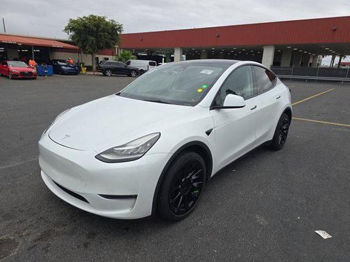 2023 Tesla Model Y Long Range