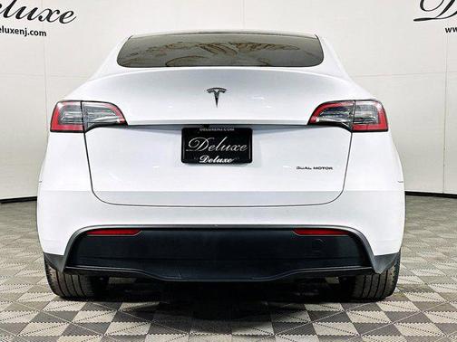 2023 Tesla Model Y AWD