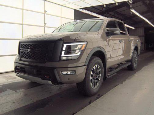 2024 Nissan Titan PRO-4X