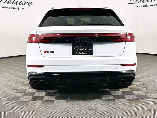 Carrara White 2024 Audi SQ8 4.0T Premium Plus