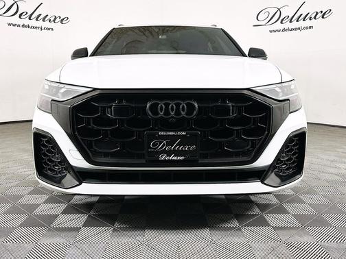 Carrara White 2024 Audi SQ8 4.0T Premium Plus