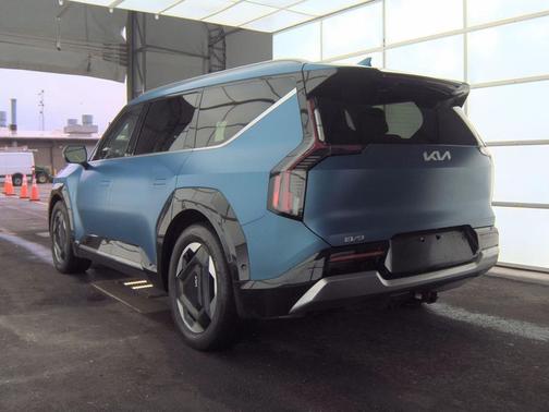 Ocean Blue Matte 2024 Kia EV9 Land