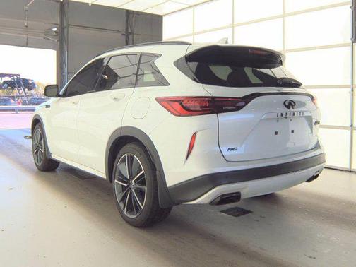 Radiant White 2024 INFINITI QX50 SPORT