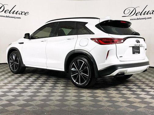Radiant White 2024 INFINITI QX50 SPORT