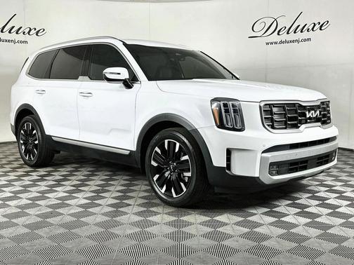 Glacial White Pearl 2024 Kia Telluride SX Prestige
