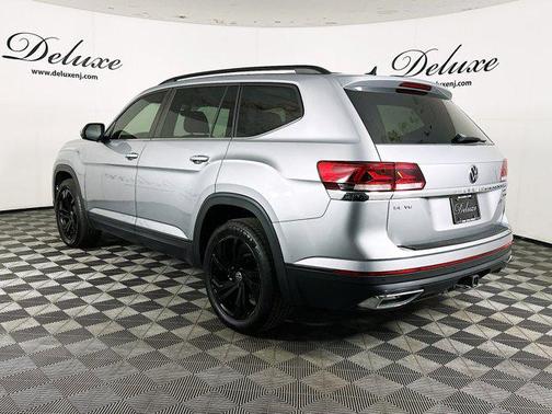 2022 Volkswagen Atlas 3.6L SE w/Technology