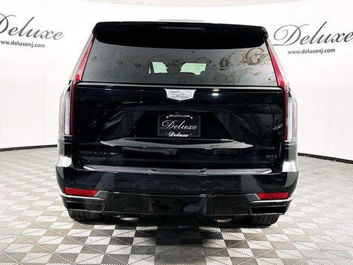 2024 Cadillac Escalade ESV Sport