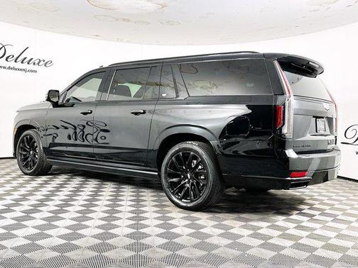 2024 Cadillac Escalade ESV Sport