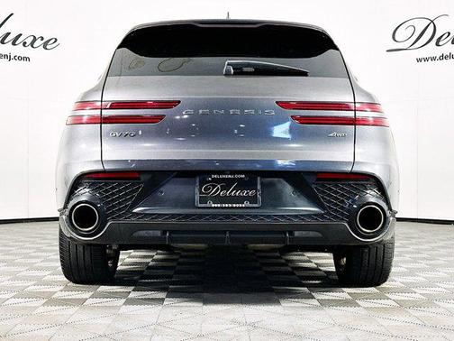 2022 Genesis GV70 2.5T