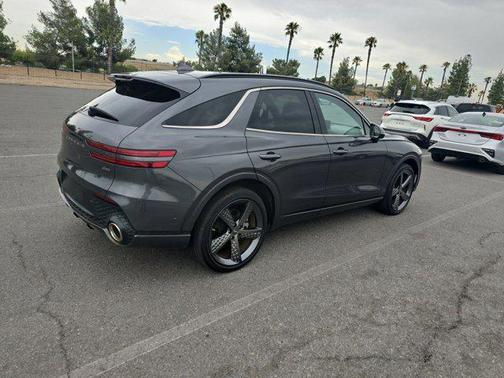 2022 Genesis GV70 2.5T