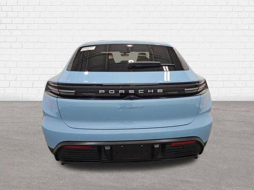 Frozen Blue Metallic 2024 Porsche Macan Macan Electric 4