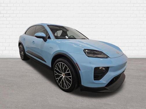 Frozen Blue Metallic 2024 Porsche Macan Macan Electric 4