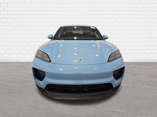 Frozen Blue Metallic 2024 Porsche Macan Macan Electric 4
