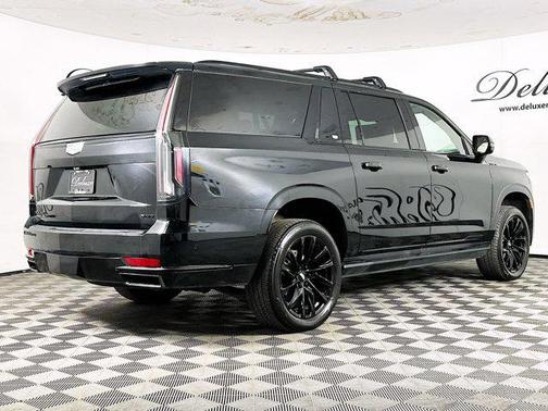 2023 Cadillac Escalade ESV Sport Platinum