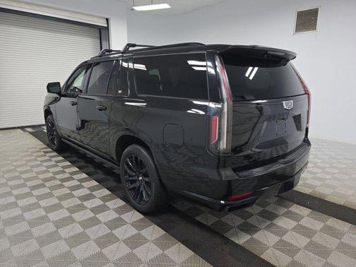 2023 Cadillac Escalade ESV Sport Platinum