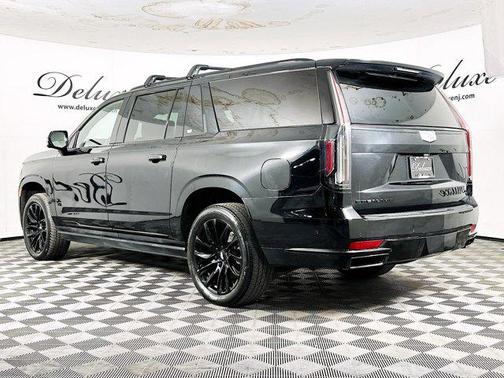 2023 Cadillac Escalade ESV Sport Platinum