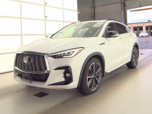 2023 INFINITI QX55 ESSENTIAL