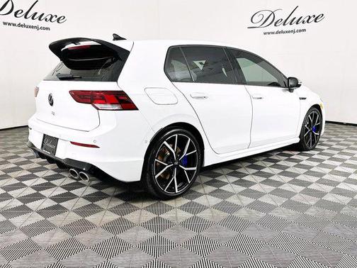 2024 Volkswagen Golf R 2.0T Manual