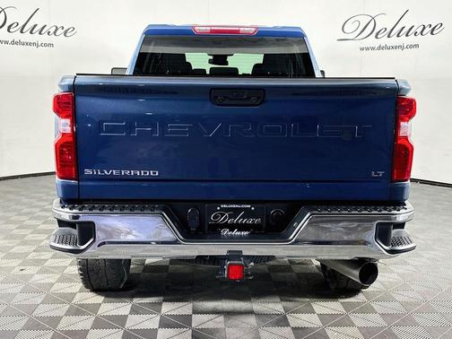 Lakeshore Blue Metallic 2024 Chevrolet Silverado 2500 LT