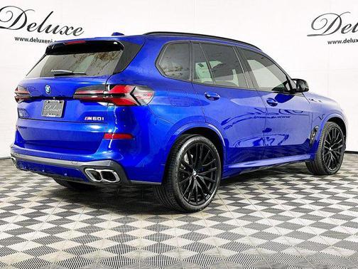 2024 BMW X5 M60i