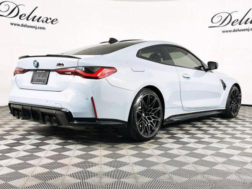 2022 BMW M4 Base