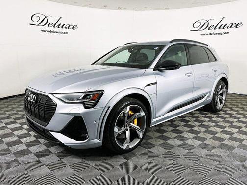 2023 Audi e-tron S Prestige