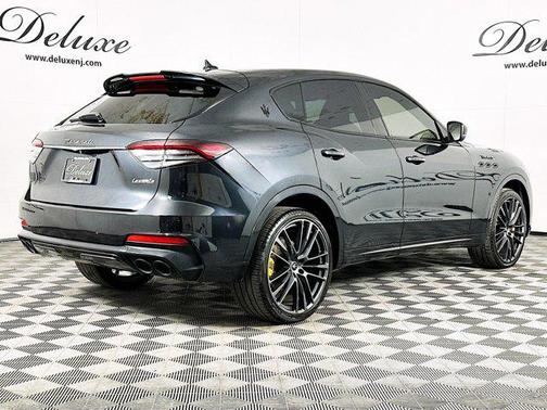 2022 Maserati Levante Modena S