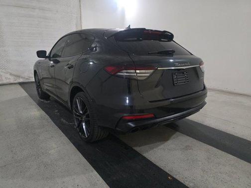 2022 Maserati Levante Modena S