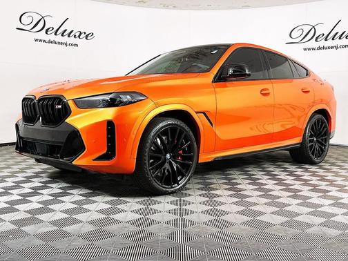 Mineral White Metallic 2024 BMW X6 M60i