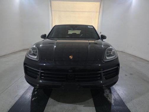 2022 Porsche Cayenne E-Hybrid