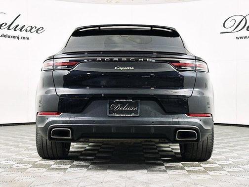 2022 Porsche Cayenne Cayenne