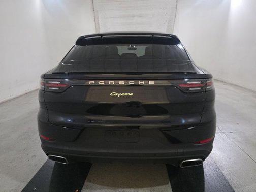 2022 Porsche Cayenne E-Hybrid