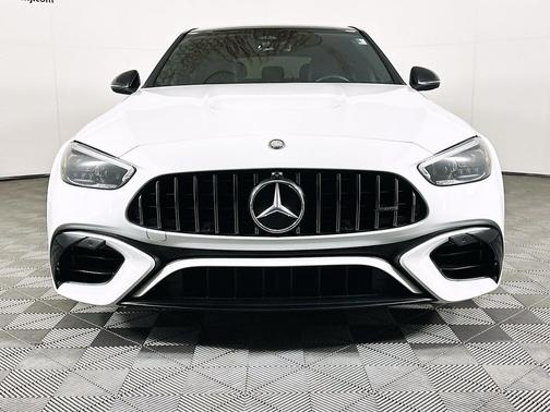 MANUFAKTUR Moonlight White Metallic 2024 Mercedes-Benz AMG C 63 AMG C 63 S E Performance