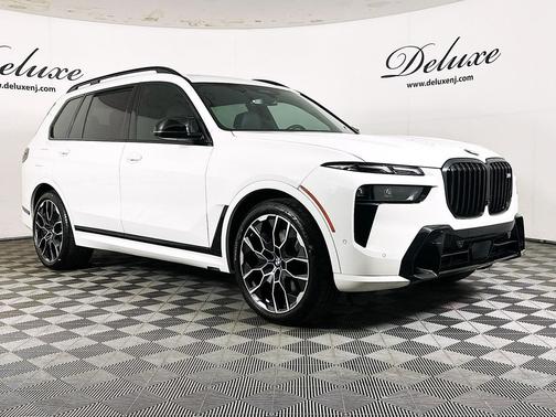 Alpine White 2025 BMW X7 M60i