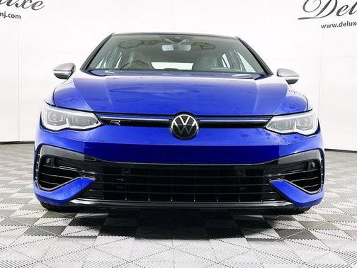 2024 Volkswagen Golf R 2.0T Manual