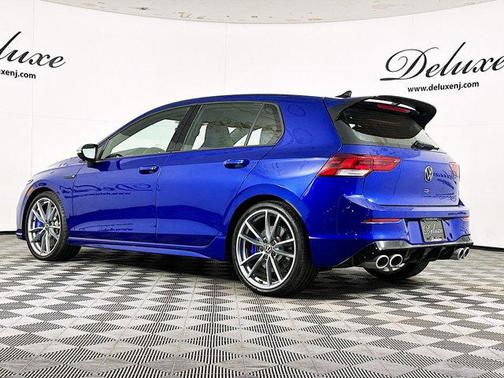 2024 Volkswagen Golf R 2.0T Manual