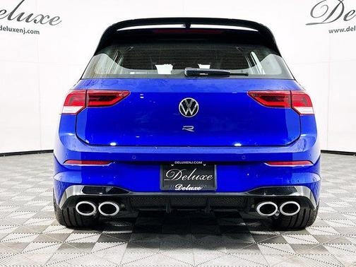 2024 Volkswagen Golf R 2.0T Manual