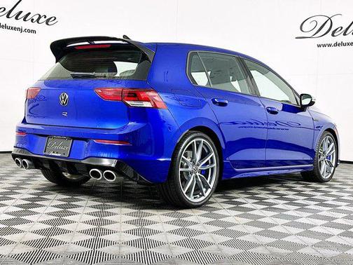 2024 Volkswagen Golf R 2.0T Manual