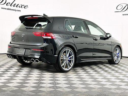 2024 Volkswagen Golf R 2.0T DSG