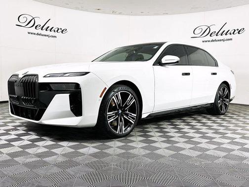 2023 BMW 760 760i xDrive