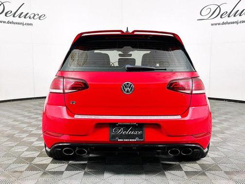 2018 Volkswagen Golf R 2.0T Manual