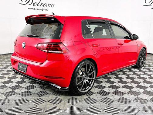 2018 Volkswagen Golf R 2.0T Manual