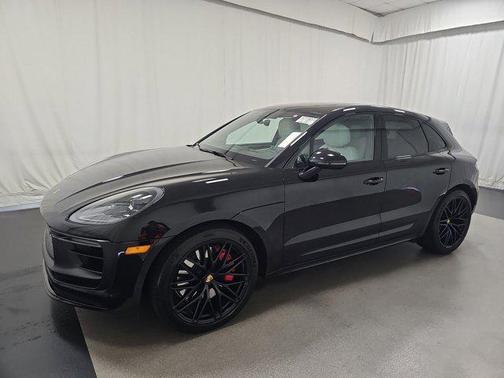 2024 Porsche Macan GTS