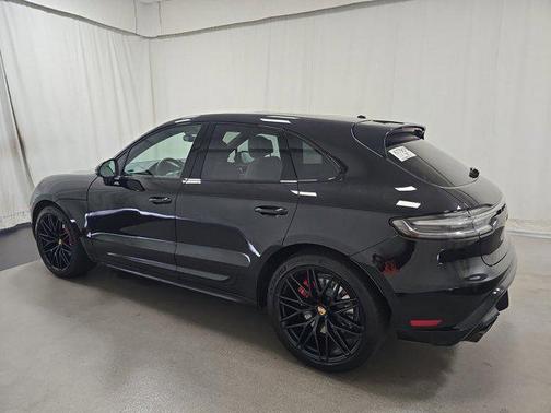 2024 Porsche Macan GTS