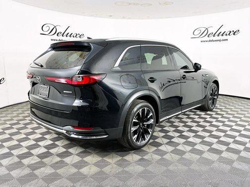 2024 Mazda CX-90 PHEV Premium Plus